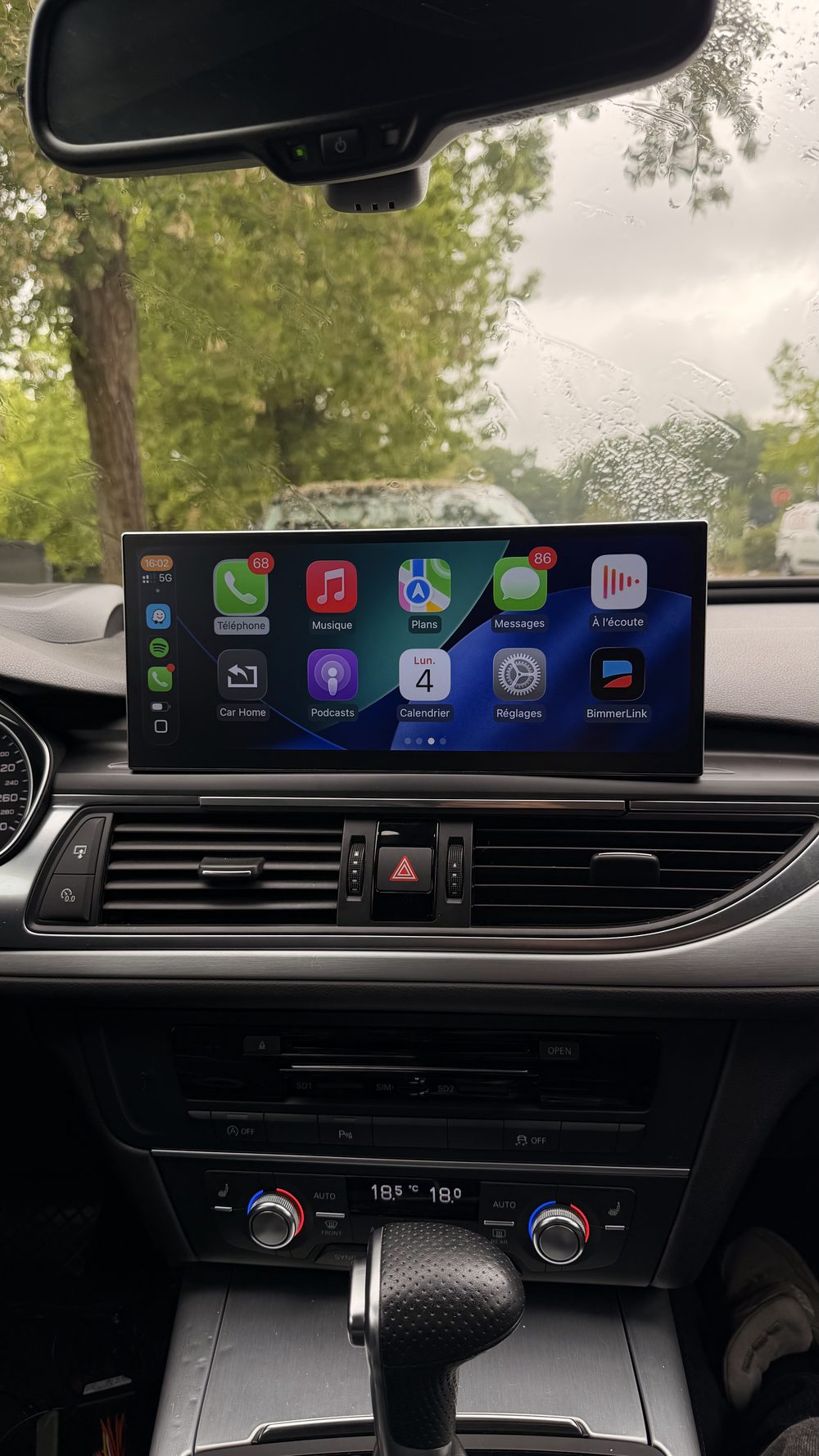 Audi A6 C7 avec un nouvel écran grand format et CarPlay