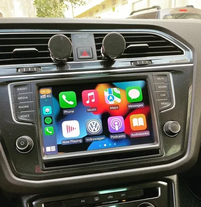 CarPlay actif sur Volkswagen Passat MST2