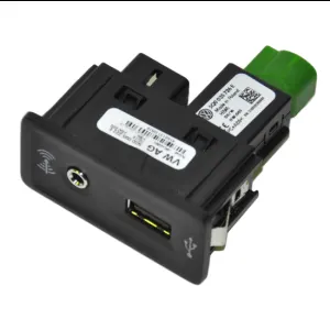 Port USB vert Volkswagen référence 5G0035222E compatible CarPlay